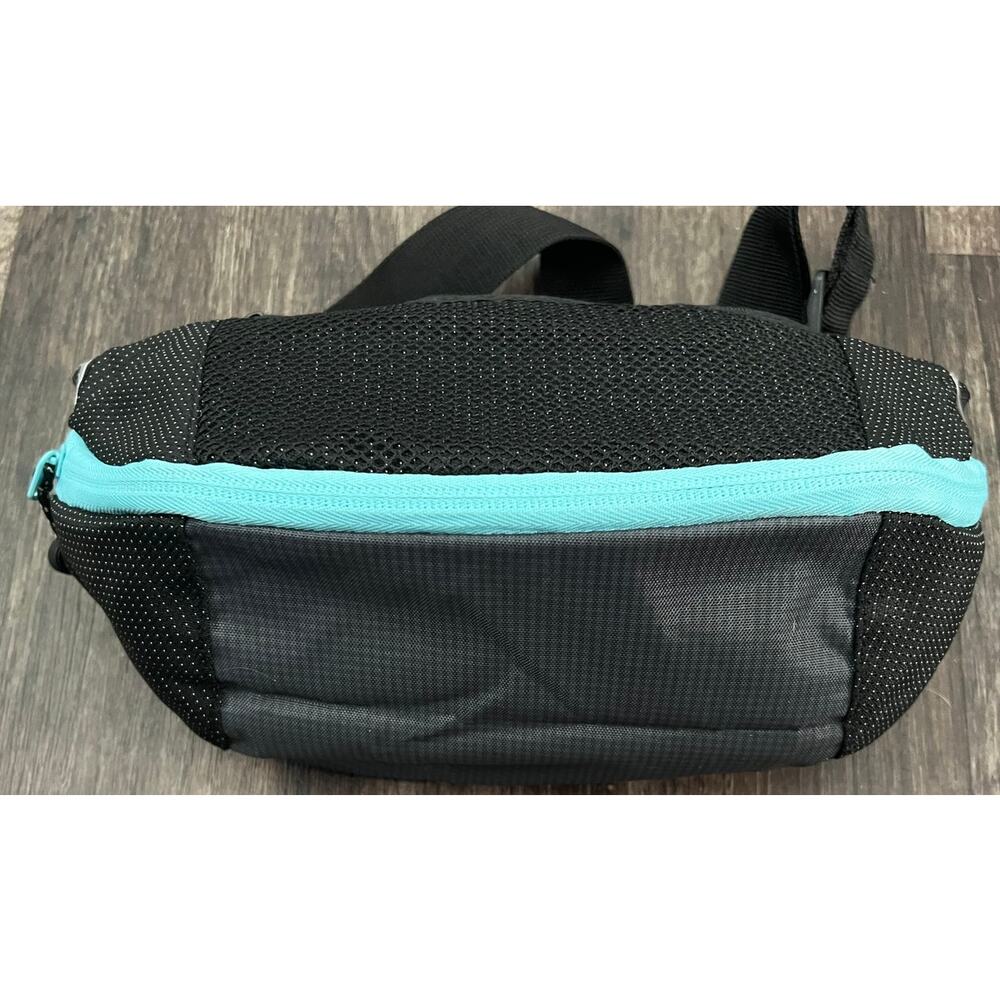 Holloway Expedition Adjustable Waist Fanny Pack Black/Aqua NWOT